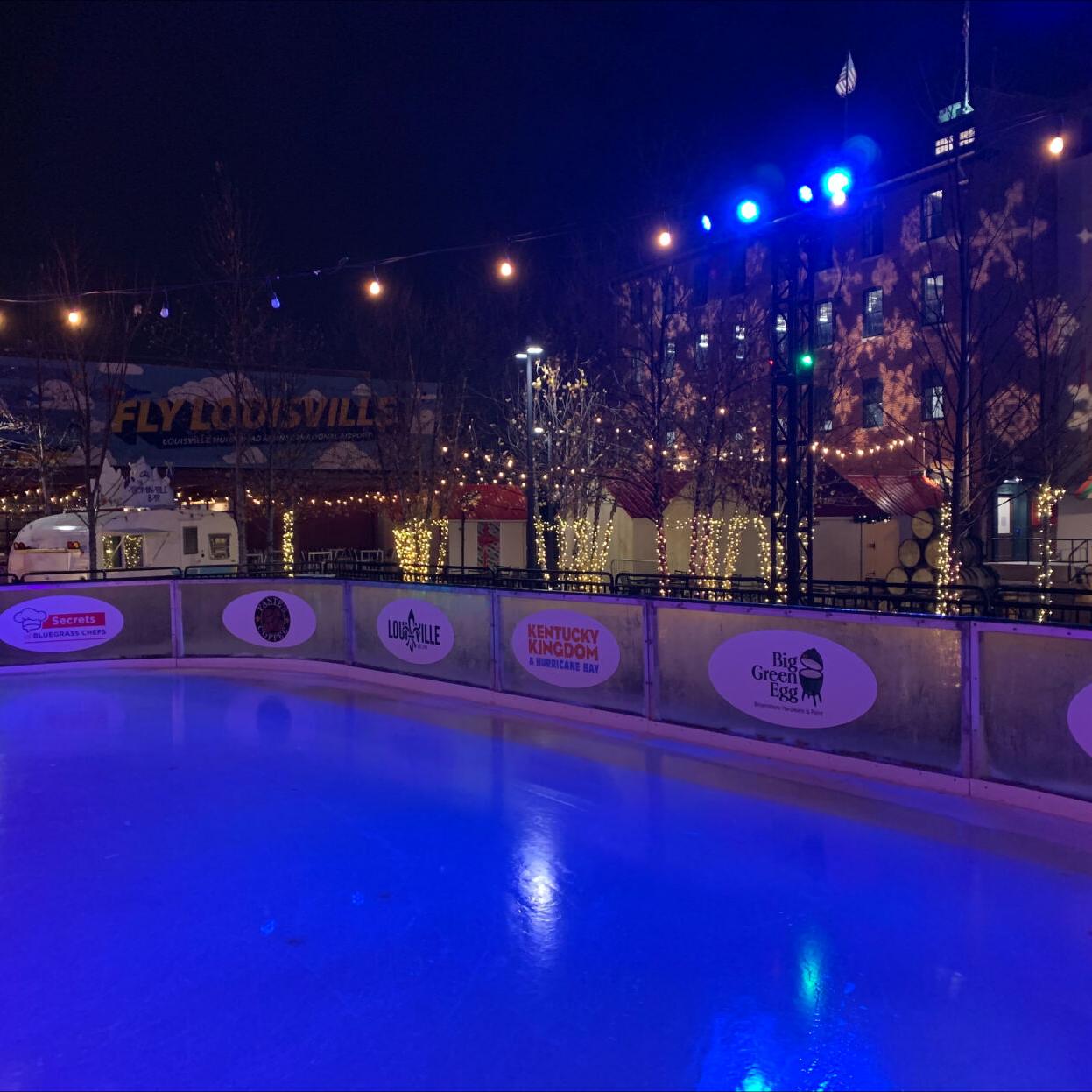 Fete de noel ice rink.jpeg